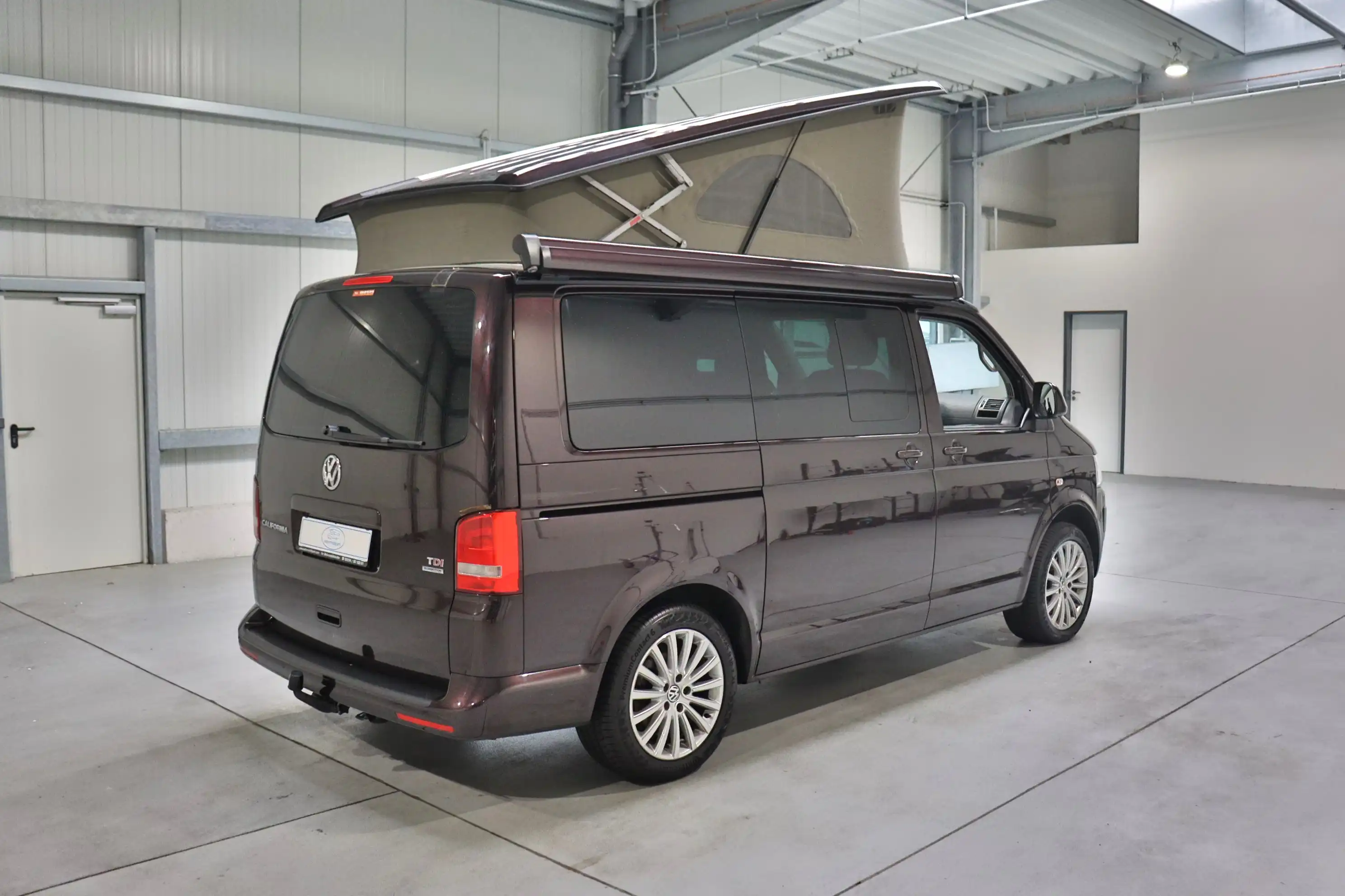 VOLKSWAGEN Westfalia California